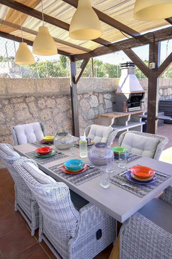 Villa Rural Casa Blanca By Tenerife Rental & Sales Гранадиля де Абона Екстериор снимка